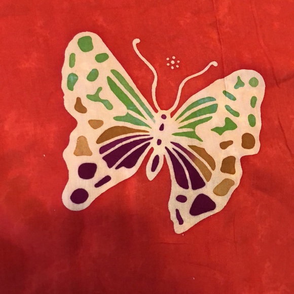 Curious designs Indonesian Batik Sarong Wrap Shawl. Tropical butterflies. - Picture 8 of 12